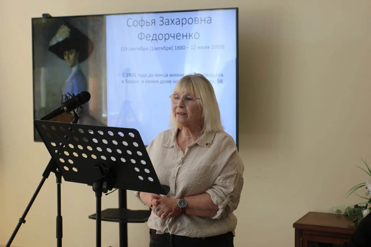 Татьяна Зорина рассказала биографию писательницы.