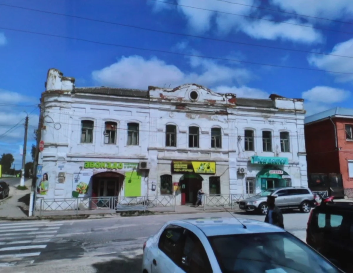 Сейчас это здание выглядит вот так.