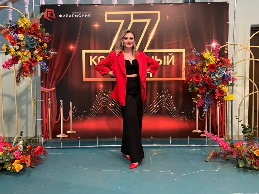 Камин жанындағы романтикалық түн порно видеоны қазір қараңыз