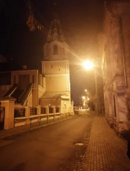 Ночь, улица, фонарь и где то вдалеке аптека